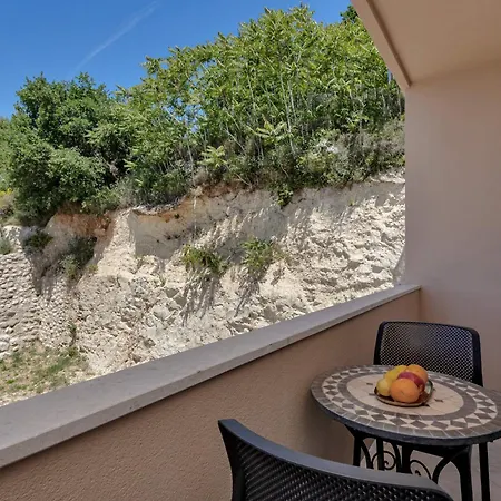 Matko's Oasis Διαμέρισμα Brela