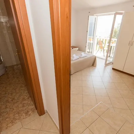 Matko's Oasis * Brela