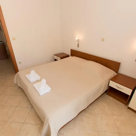 Matko's Oasis Apartmán Brela