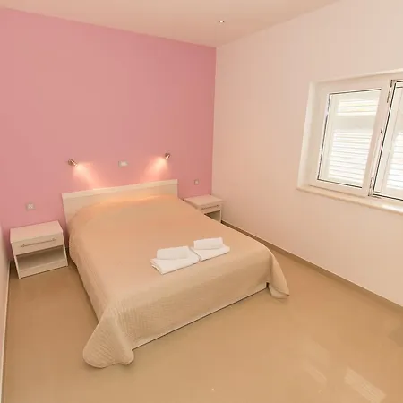 Matko's Oasis * Brela